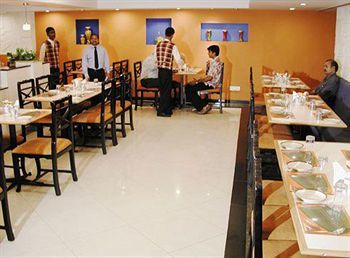 Rajdhani Hyderabad Ngoại thất bức ảnh