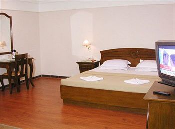 Rajdhani Hyderabad Ngoại thất bức ảnh